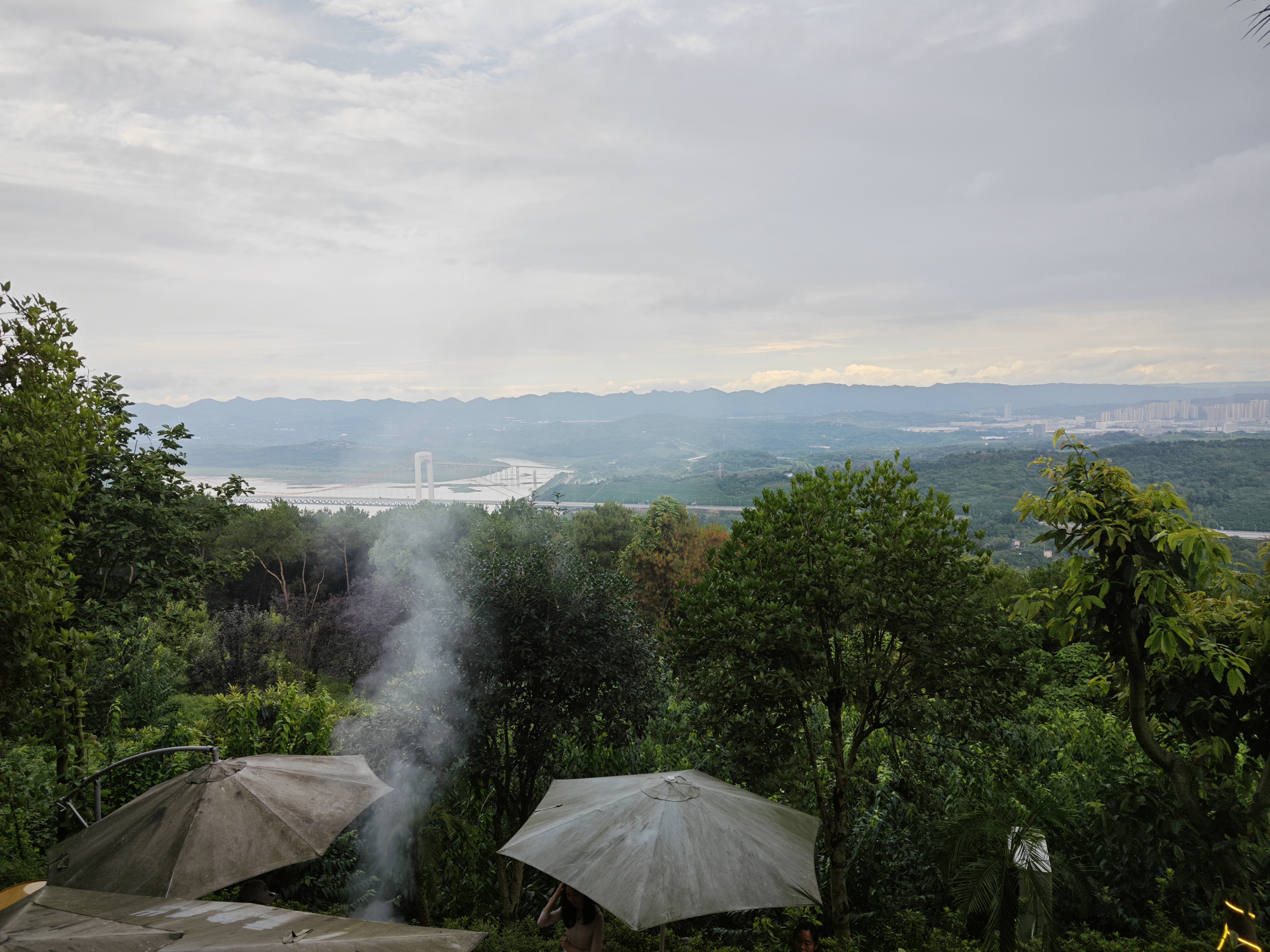 不負(fù)盛夏，一路向前，未來可期！團建聚餐活動完美結(jié)束！